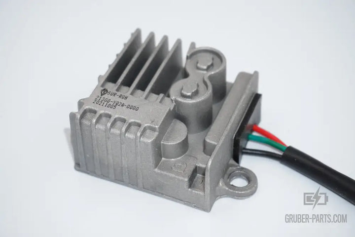 Polwender (Spannungswandler 12V)